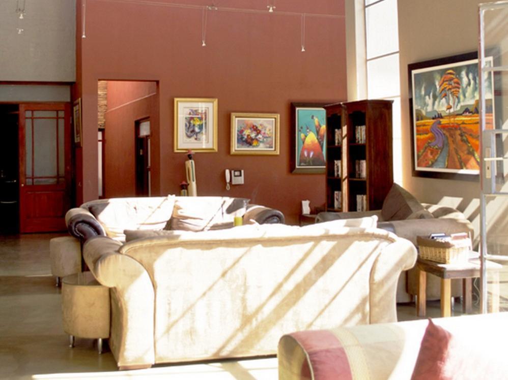 African Moon Corporate House Kempton Park Exterior foto